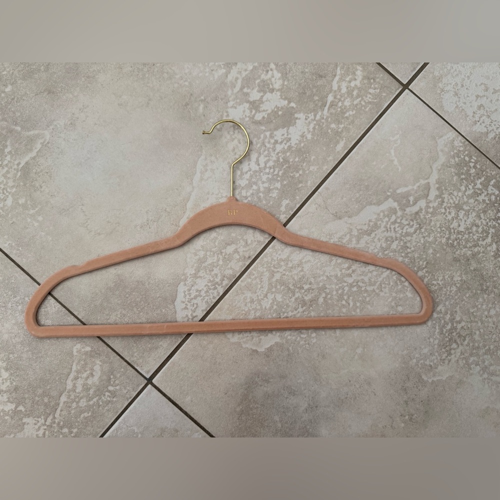 Rachel Parcell Original Pink Velvet Slim Garment Hanger